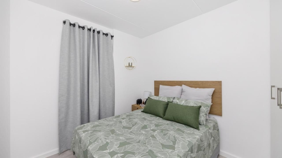 2 Bedroom Property for Sale in Parklands Western Cape